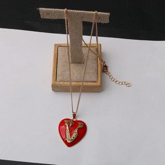 Lux Ver V-Shape red Heart Earrings Fashion Exaggerated Earrings Women's Jewelry - Picture 6 of 8